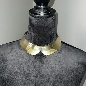 Fashion bib necklace